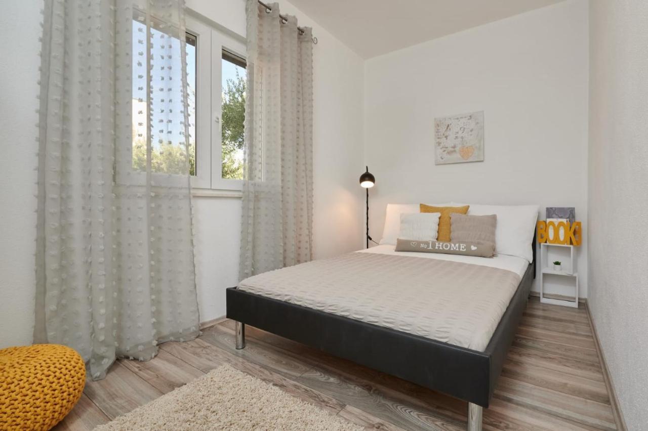 Villa Demonta Trogir Eksteriør bilde